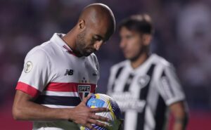 são paulo precisa eliminar o botafogo para recuperar retrospecto positivo contra brasileiros na libertadores