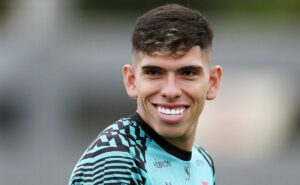 carlos palacios quer jogar no boca juniors e pode trazer lucro ao vasco