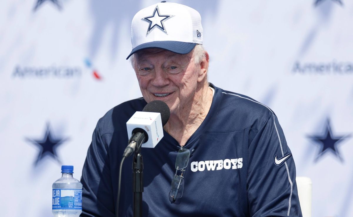 nfl: jerry jones manda recado direto para os cowboys sobre possível troca por um running back de primeira