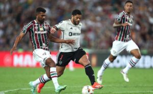 sonho do bi para atlético mineiro e fluminense na libertadores: onde assistir