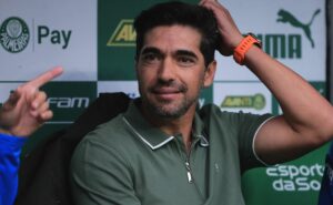 escalação do palmeiras: abel tem seis desfalques e busca solução para enfrentar o atlético mg