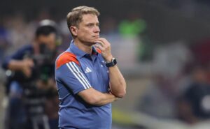 fernando seabra tem problemas para escalar meio de campo do cruzeiro diante do cuiabá