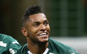 r$ 54 milhões: miguel borja, ex palmeiras, tem negócio com flamengo descartado