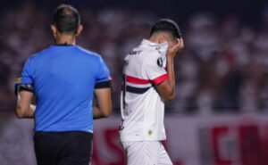 nestor perde pênalti e são paulo é eliminado pelo botafogo da libertadores