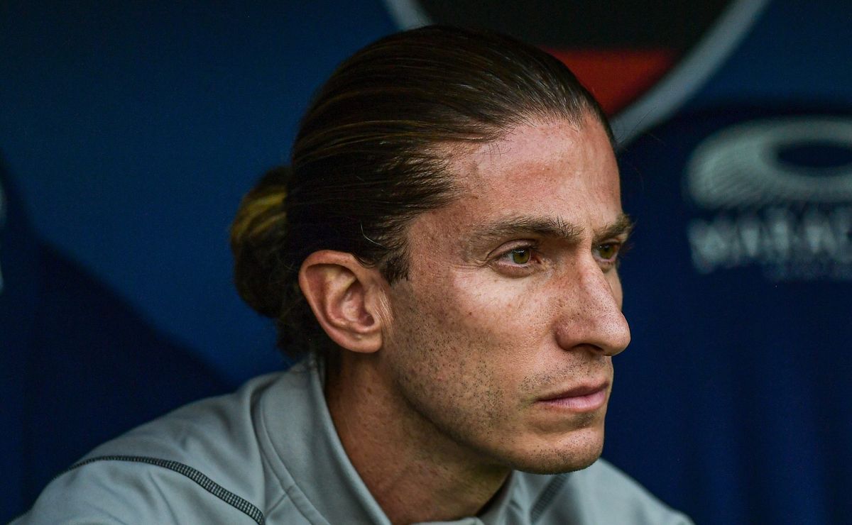 como foi a passagem de filipe luís nas categorias de base do flamengo