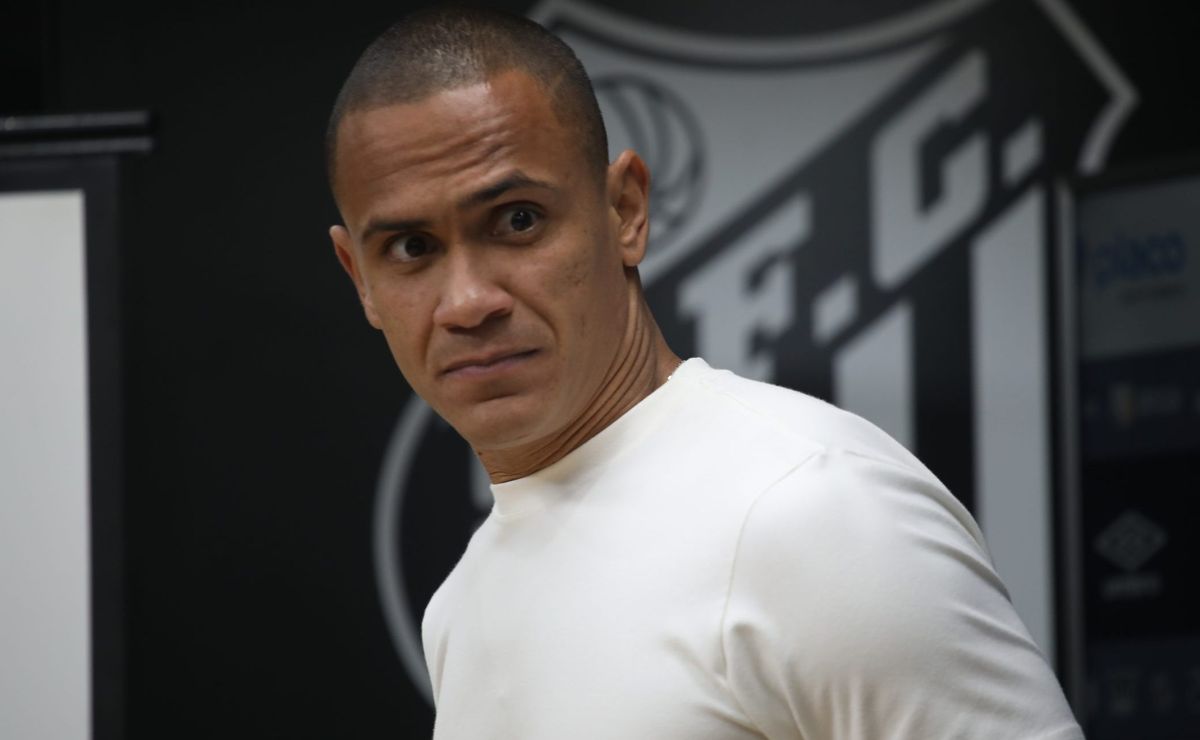 goleiro renan passa por situação muito triste e pode deixar o santos sem estrear