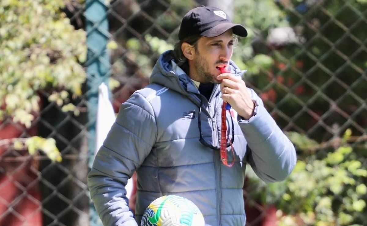 são paulo precisa quebrar jejum de 10 jogo sem vencer o atlético para avançar na copa do brasil