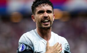 igor coronado faz desabafo após brilhar pelo corinthians na copa sul americana: “quero jogar”