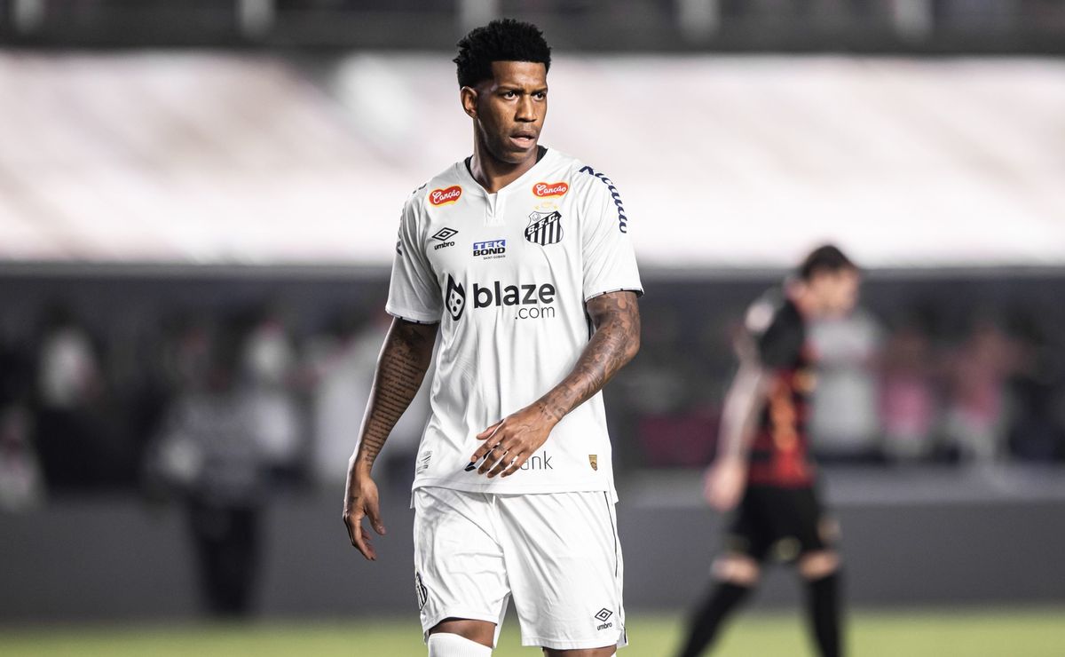 vitória sobre o brusque dá tranquilidade ao elenco do santos, revela gil
