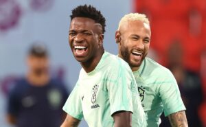 dorival compara situação de vinícius júnior com a de neymar na seleção brasileira