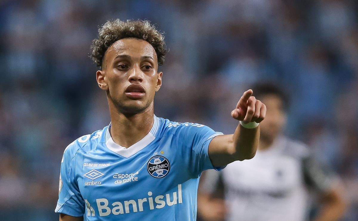 grêmio volta a ser acionado na justiça por erro em venda de bitello e alberto guerra fica em alerta