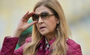 leila pereira tem ‘contradição’ exposta por jornalista após crítica às contratações do corinthians