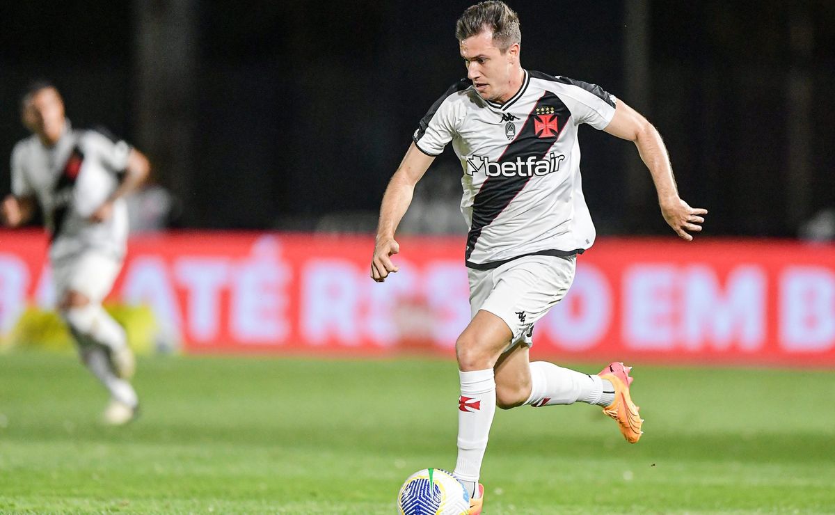 escalação do vasco: piton e +2 são dúvidas e mexidas serão feitas contra o vasco