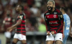 flamengo sobe o tom e afirma que informações sobre lesão de gabigol são falsas