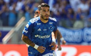 na seleção, william conhecerá palco de jogo do cruzeiro pela sul americana