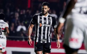 hulk pode se tornar o maior artilheiro do século do atlético mg no jogo contra o são paulo