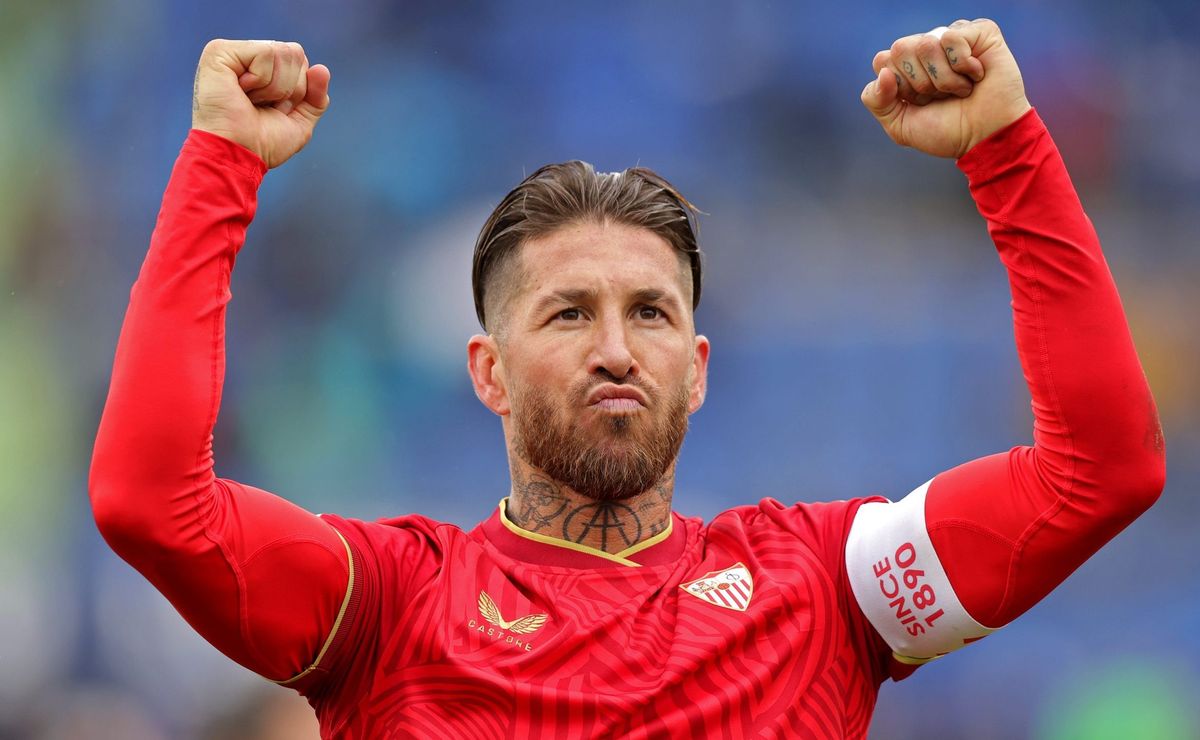 sergio ramos segue livre no mercado e informação de salários chega ao vasco da gama