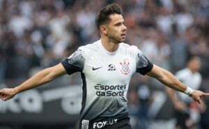 corinthians vence o flamengo em partida agitada na neo química arena; confira as notas