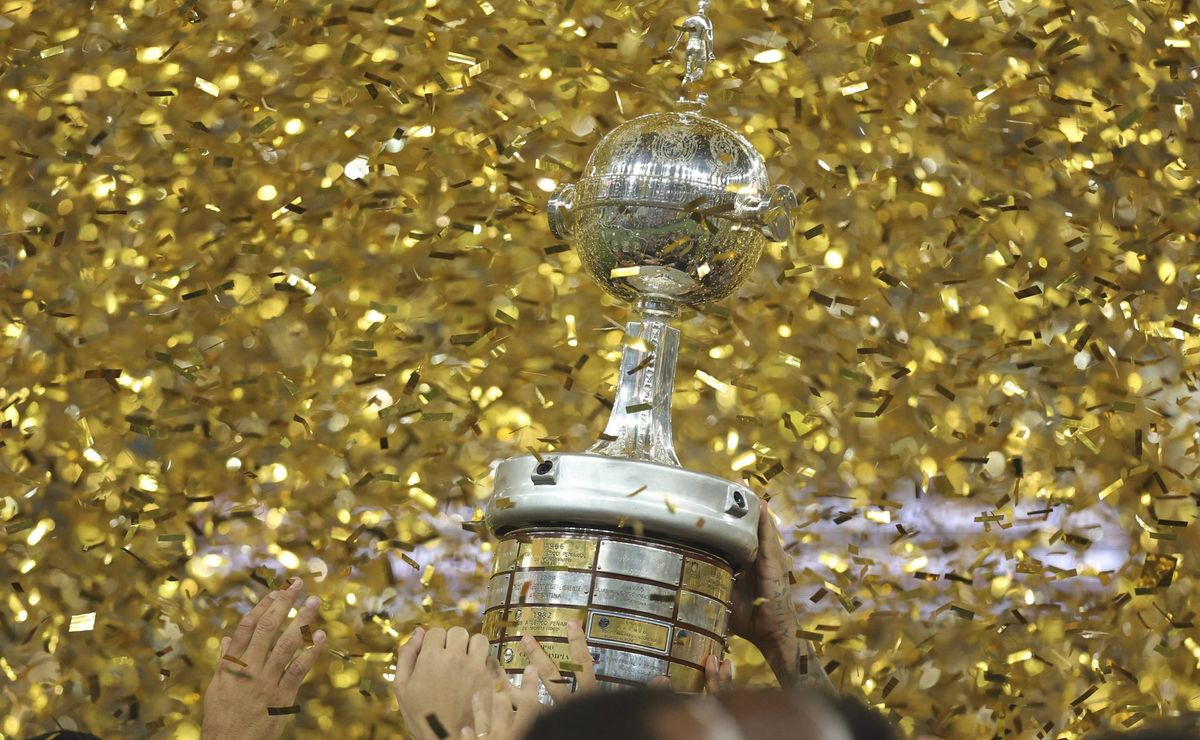 santos sonha com campeão da libertadores e segue atrás de acerto para primeira contratação de 2025