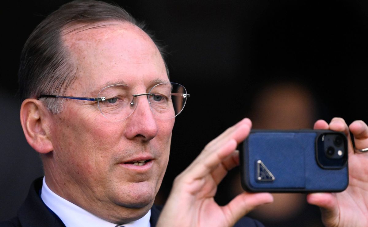 textor que contratar abel ferreira, do palmeiras, para ser técnico de clube na europa, afirma jornal