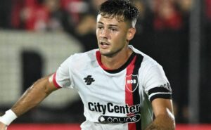 r$ 14 milhões: vasco faz proposta por ian glavinovich e reforço depende de um motivo