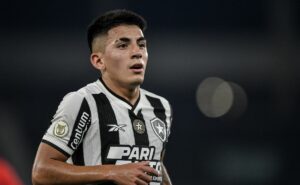 almada vira salvação do botafogo às vésperas da libertadores e aumenta números de gols do time