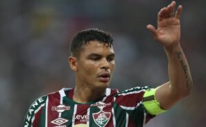 rivaldo pede thiago silva, do fluminense, na seleção brasileira: “ajudar a classificar com mais tranquilidade”