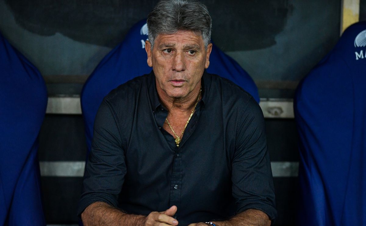 renato portaluppi estuda duplas de zaga e tem problema em retomada do brasileirão