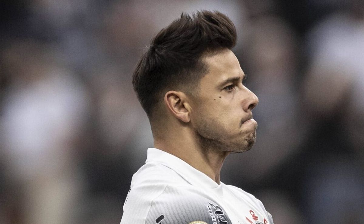 batedor oficial do corinthians, romero tem aproveitamento inferior a 65% nas penalidades