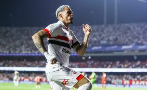 luciano titular do são paulo contra o botafogo após gol diante do inter tem definição