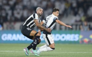 romero perde pênalti e agita fiel em derrota do corinthians para botafogo