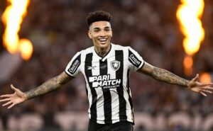 com igor jesus como novidade, dorival convoca os 23 jogadores para os jogos do brasil contra chile e peru