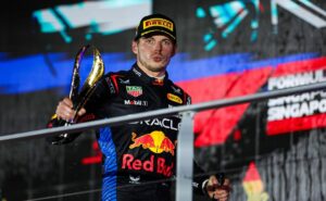 verstappen considera saída da fórmula 1 após punição “boba”