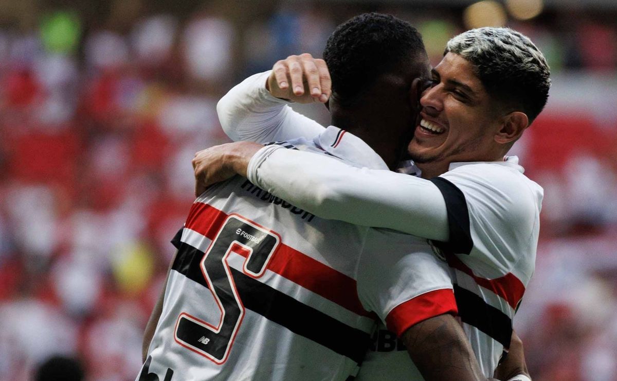 são paulo 3 x 1 corinthians: confira como foi o majestoso pelo campeonato brasileiro