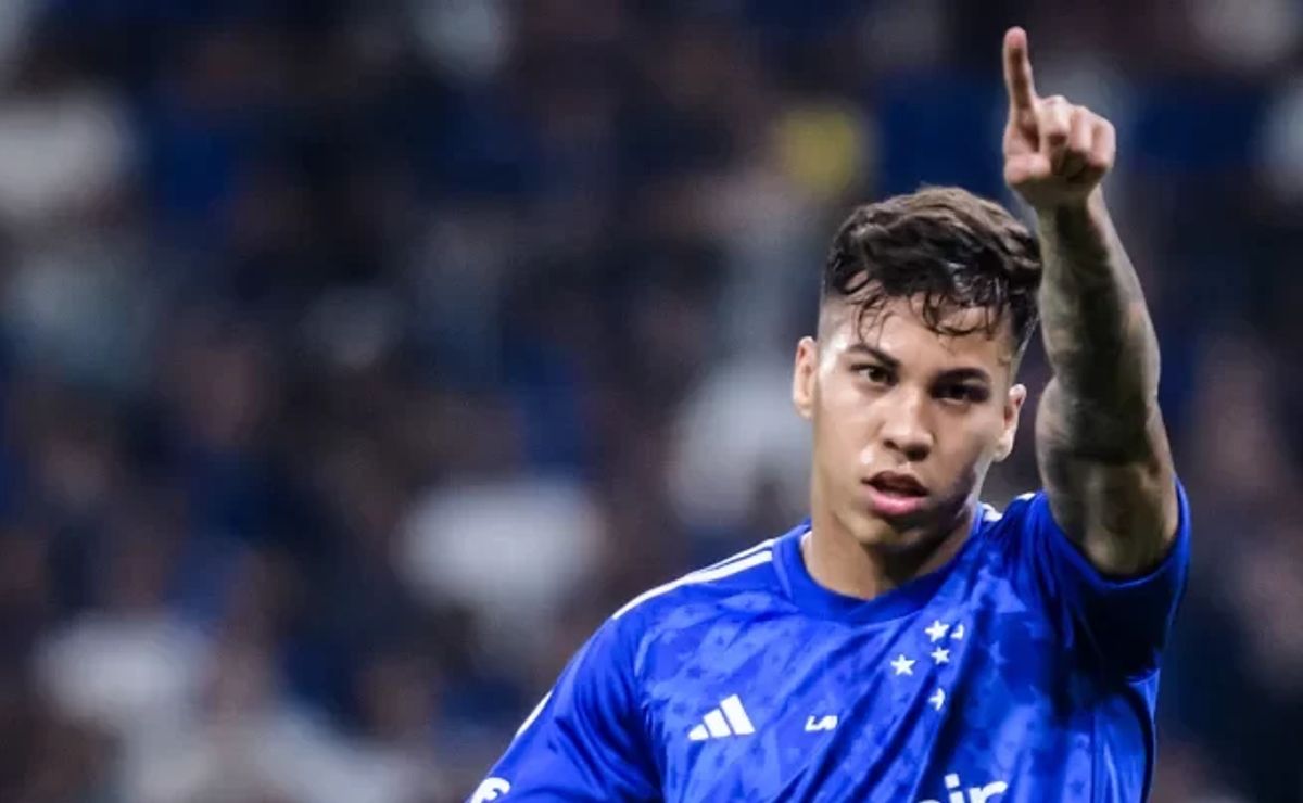 kaio jorge, do cruzeiro, expõe cobrança severa do pai: "cruzeirense roxo"