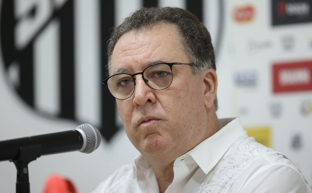 santos de marcelo teixeira é multado pelo stjd após atraso em jogo da série b