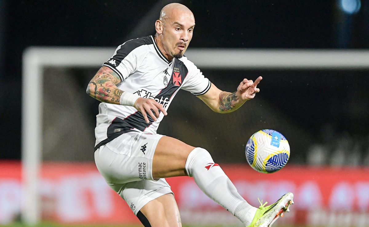maicon leva pontos no nariz e brinca com situação após vasco avançar na copa do brasil