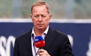 martin brundle chama atenção de verstappen sobre xingamentos: “dá para controlar os palavrões”
