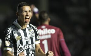 chelsea aceita dividir salário e flamengo avança na contratação de deivid washington