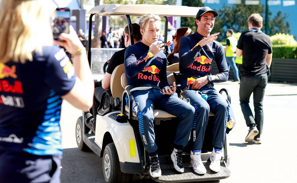 troca de pilotos durante temporada não é novidade na red bull; confira outros casos