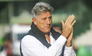 renato portaluppi quer permanecer no grêmio em 2025 e topa redução salarial