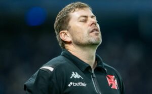 rafael paiva se posiciona sobre lesão de david no vasco e torce para que não seja grave 