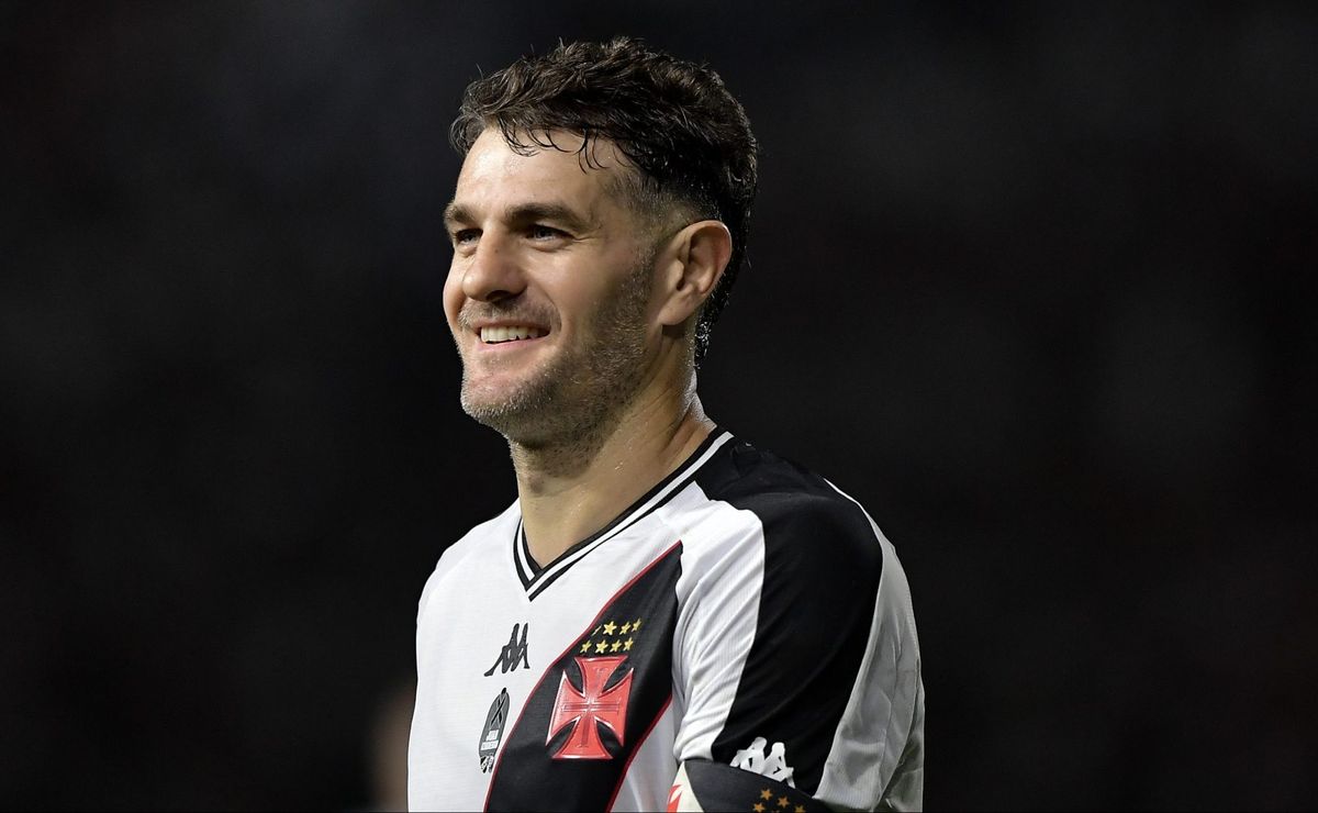 vasco prepara assinatura para pablo vegetti em renovação de contrato até 2027
