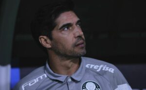palmeiras de abel recebe notícia urgente sobre bernard e jogador se lesiona 