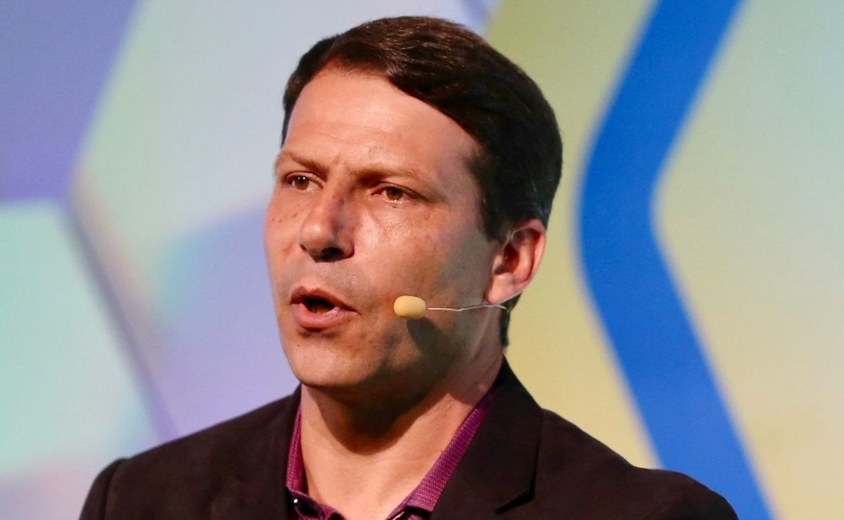 leonardo gaciba faz análise sobre polêmicas em são paulo x corinthians: "entrada temerária"