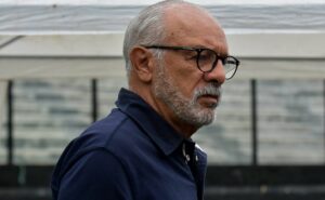 júnior detalha flamengo x peñarol e revela como arrascaeta pode surpreender:“dificilmente...”