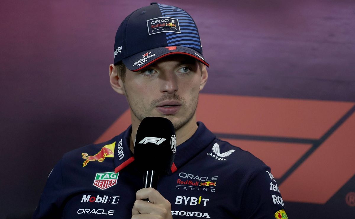 verstappen dispara sobre punição que recebeu: “acho tudo muito bizarro”