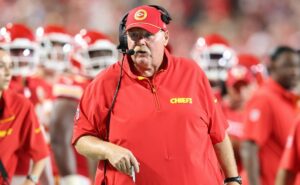 nfl: andy reid finalmente faz movimento esperado para dar a patrick mahomes e chiefs outra arma