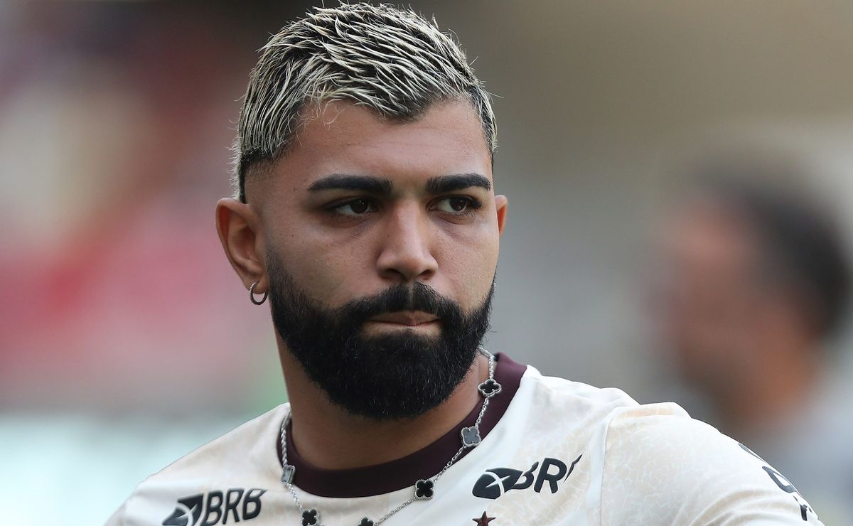 gabigol fecha contrato com a mizuno e notícia chega até o flamengo
