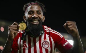 r$ 19 milhões: olympiakos gre de rodinei contata atacante do grêmio, mas negócio não anda